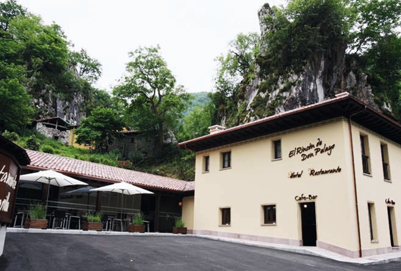 Alojamientos El Trasgu. Covadonga y Cangas de Onís